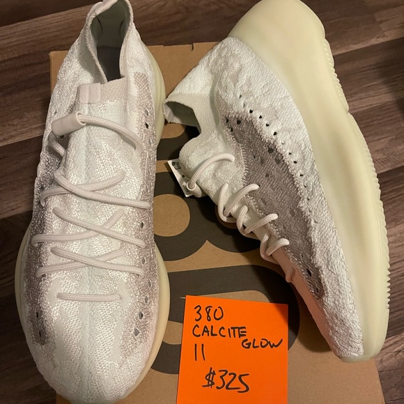 YEEZYS JORDANS YEEZYS JORDANS - Picture 2 of 15